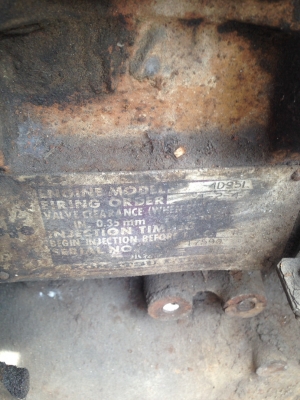 ขายเครื่อง KOMATSU PC60-5 เครื่องรุ่น 4D-95L ราคา 25000