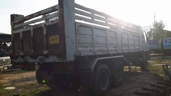 ขายรถดั้ม2เพลา HINO FM3M เครื่อง240แรง รถสวยสภาพดี เอกสารเล่มทะเบียนพร้อมโอน ราคา900,000 สนใจโทร 090-8588220คุณนะ 093-3258446คุณบิว หรือเข้าดูสินค้าอื่นๆได้ที่ www.narong2truck.com หรือ www.truck.in.th/498 หรือเพจFacebook ณรงค์ ซื้อขายรถมือสอง (เว็บไซต์ส่ ขายรถดั้ม2เพลา HINO FM3M เครื่อง240แรง รถสวยสภาพดี เอกสารเล่มทะเบียนพร้อมโอน ราคา900,000 สนใจโทร 090-8588220คุณนะ 093-3258446คุณบิว หรือเข้าดูสินค้าอื่นๆได้ที่ www.narong2truck.com หรือ www.truck.in.th/498 หรือเพจFacebook ณรงค์ ซื้อขายรถมือสอง (เว็บไซต์ส่