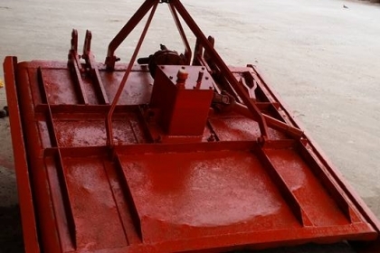 ต้องการขายเครื่องตัดหญ้า  ขนาดใหญ่ใช้งานได้ดีมาก เหมาะสำหรับสวนยางพาราเก่าเก็บ กว้าง  1.60 เมตร  ยาว  1.80  เมตร