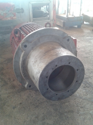 มอเตอร์หน้าแปลนพร้อมหัวหมู