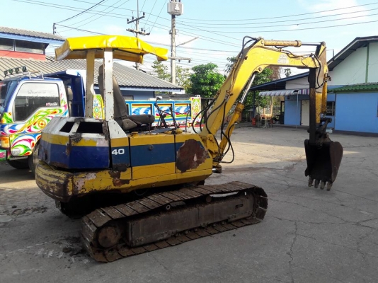 ขายpc40-5 โคมัสสุ รถพร้อมใช้งาน โทร0805771468