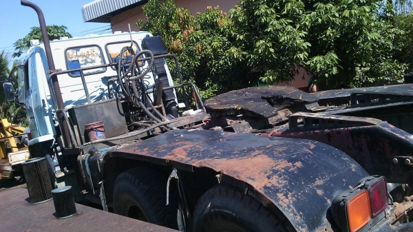 ขาย 645,000บ หัวลาก  อีซูชุ ร็อค FXZ 240นางฟ้าแท้ เครืองเดิมเกียร์เดิม สภาพดีสวยหัวบางเดิมพร้อมใช้ ทะเบียนพร้อมโิอน ขาย 645,000บ ต่อรองได้