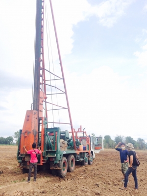 ตอกเสาเข็มภาคอีสานโครราช.วังนำเขียวฺ สระบุรี. กบินบุรี085-7666984