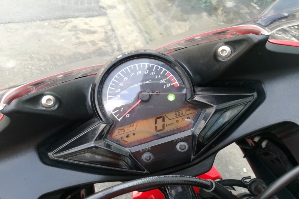 Cbr 150i 2013 วิ่ง5000 รถบ้านแท้ มือเดียว เล่มชุดโอนครบ สภาพสวย