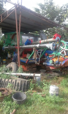 ขายรถเกี่ยวข้าวศักดิ์พัฒนา km48 เครื่องอีซูซุ195 6HE1 ช่วงล่างใหม่ โซ่ ลูเลอร์ อุ้ม2.5ตัน รถกำลังทำงาน