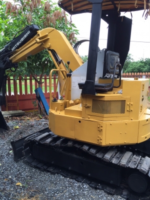 ขายรถแม็คโค PC30 ขายรถแม็คโค PC30