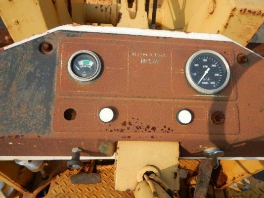 ขายรถตักล้อยาง KOMATSU WA30 เอกสารอินวอย ราคา 350000