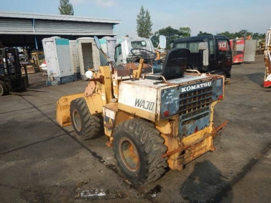 ขายรถตักล้อยาง KOMATSU WA30 เอกสารอินวอย ราคา 350000 ขายรถตักล้อยาง KOMATSU WA30 เอกสารอินวอย ราคา 350000