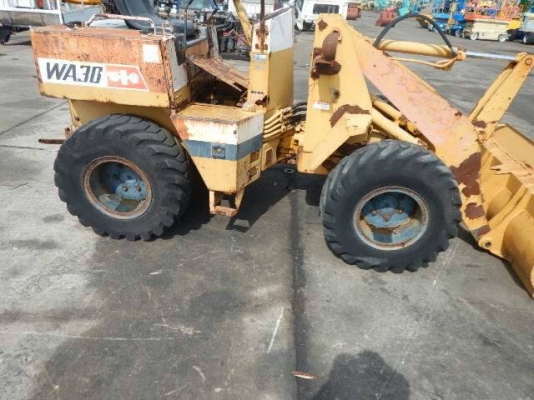 ขายรถตักล้อยาง KOMATSU WA30 เอกสารอินวอย ราคา 350000