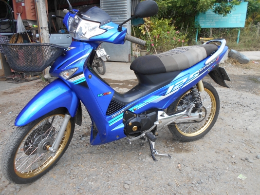 ขายเวฟไอ125กะบังลมรถปี54ไฟติดทุกดวงพร้อมโอนครับ 0810074646อ่างทองครับ 23500บาท ขายเวฟไอ125กะบังลมรถปี54ไฟติดทุกดวงพร้อมโอนครับ 0810074646อ่างทองครับ 23500บาท