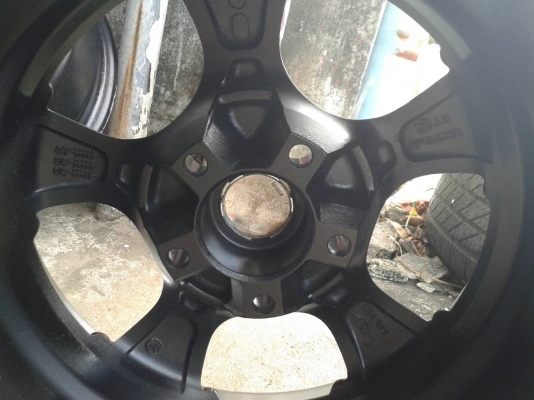 ขอบ15นิ้ว5รู114 ชุดนี้ ราคา 5900 บาท