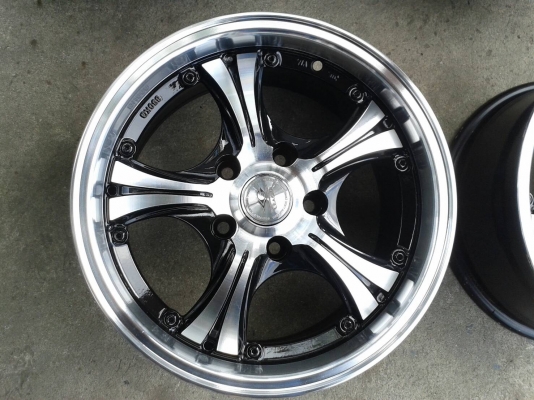 ขอบ15นิ้ว5รู114 ชุดนี้ ราคา 5900 บาท