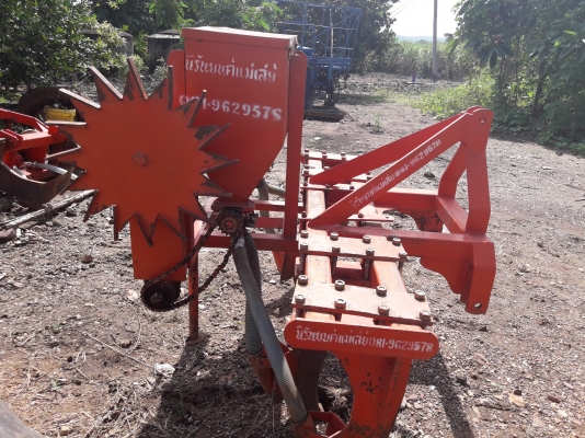 ฝังปุ๋ยระเบิดดิน ไปสุพรรณแล้วครับ
