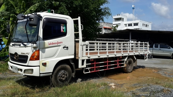 รถยี่ห้ออีโน่  รถปี 2547  รุ่นFC4JJPA  ขนาด 150 แรงม้า  รหัสแซซซี FC4JJPA