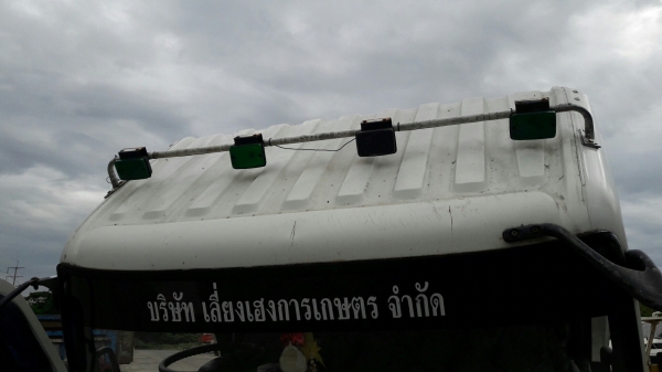 รถยี่ห้ออีโน่  รถปี 2547  รุ่นFC4JJPA  ขนาด 150 แรงม้า  รหัสแซซซี FC4JJPA