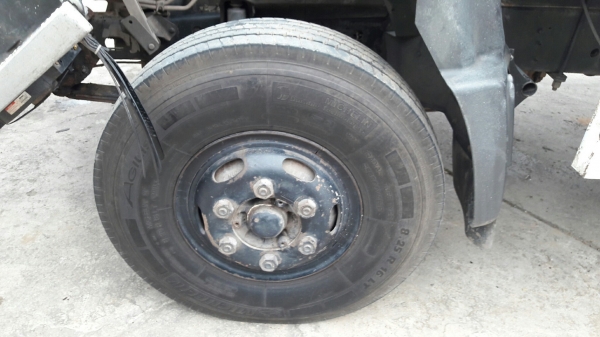 รถยี่ห้ออีโน่  รถปี 2547  รุ่นFC4JJPA  ขนาด 150 แรงม้า  รหัสแซซซี FC4JJPA