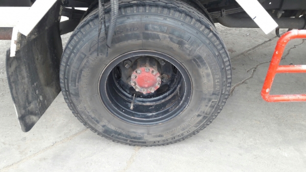 รถยี่ห้ออีโน่  รถปี 2547  รุ่นFC4JJPA  ขนาด 150 แรงม้า  รหัสแซซซี FC4JJPA