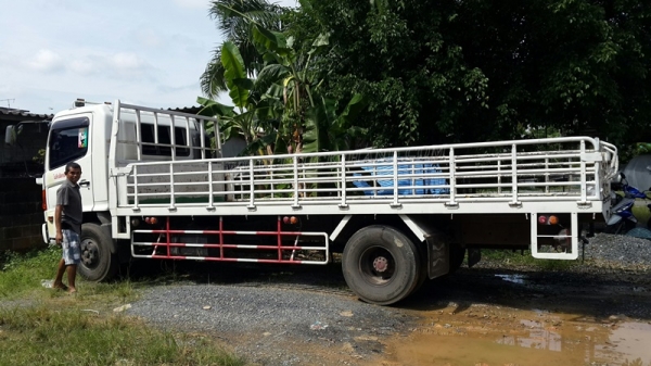 รถยี่ห้ออีโน่  รถปี 2547  รุ่นFC4JJPA  ขนาด 150 แรงม้า  รหัสแซซซี FC4JJPA