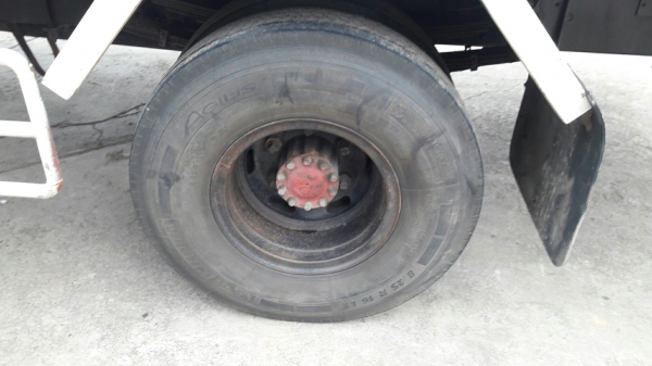 รถยี่ห้ออีโน่  รถปี 2547  รุ่นFC4JJPA  ขนาด 150 แรงม้า  รหัสแซซซี FC4JJPA