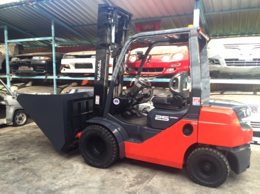 ขายรถโฟลคลิฟท์ TOYOTA 8FD25 ,1850 ชั่วโมง, เครื่องยนต์ดีเซล 1DZ III ,งาปรับคว่ำหงาย, เสายกสูง 4 เมตร , ปุ้งกี๋นอกแท้ นำเข้าแท้จากญี่ปุ่น 100\% ขายรถโฟลคลิฟท์ TOYOTA 8FD25 ,1850 ชั่วโมง, เครื่องยนต์ดีเซล 1DZ III ,งาปรับคว่ำหงาย, เสายกสูง 4 เมตร , ปุ้งกี๋นอกแท้ นำเข้าแท้จากญี่ปุ่น 100\%