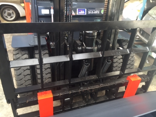 ขายรถโฟลคลิฟท์ TOYOTA 8FD25 ,1850 ชั่วโมง, เครื่องยนต์ดีเซล 1DZ III ,งาปรับคว่ำหงาย, เสายกสูง 4 เมตร , ปุ้งกี๋นอกแท้ นำเข้าแท้จากญี่ปุ่น 100\% ขายรถโฟลคลิฟท์ TOYOTA 8FD25 ,1850 ชั่วโมง, เครื่องยนต์ดีเซล 1DZ III ,งาปรับคว่ำหงาย, เสายกสูง 4 เมตร , ปุ้งกี๋นอกแท้ นำเข้าแท้จากญี่ปุ่น 100\%