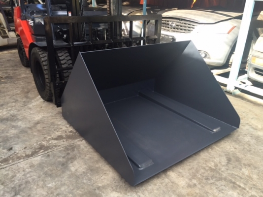 ขายรถโฟลคลิฟท์ TOYOTA 8FD25 ,1850 ชั่วโมง, เครื่องยนต์ดีเซล 1DZ III ,งาปรับคว่ำหงาย, เสายกสูง 4 เมตร , ปุ้งกี๋นอกแท้ นำเข้าแท้จากญี่ปุ่น 100\%