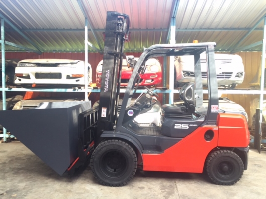 ขายรถโฟลคลิฟท์ TOYOTA 8FD25 ,1850 ชั่วโมง, เครื่องยนต์ดีเซล 1DZ III ,งาปรับคว่ำหงาย, เสายกสูง 4 เมตร , ปุ้งกี๋นอกแท้ นำเข้าแท้จากญี่ปุ่น 100\% ขายรถโฟลคลิฟท์ TOYOTA 8FD25 ,1850 ชั่วโมง, เครื่องยนต์ดีเซล 1DZ III ,งาปรับคว่ำหงาย, เสายกสูง 4 เมตร , ปุ้งกี๋นอกแท้ นำเข้าแท้จากญี่ปุ่น 100\%