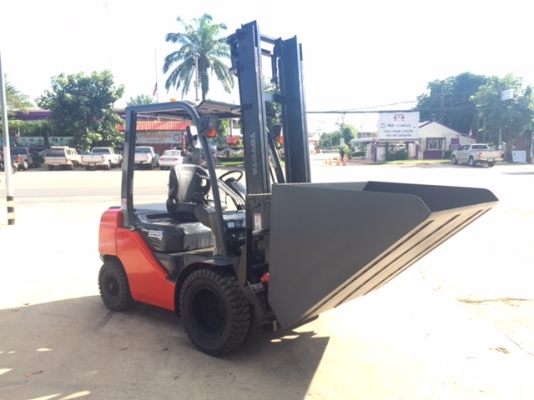 ขายรถโฟลคลิฟท์ TOYOTA 8FD25 ,1850 ชั่วโมง, เครื่องยนต์ดีเซล 1DZ III ,งาปรับคว่ำหงาย, เสายกสูง 4 เมตร , ปุ้งกี๋นอกแท้ นำเข้าแท้จากญี่ปุ่น 100\% ขายรถโฟลคลิฟท์ TOYOTA 8FD25 ,1850 ชั่วโมง, เครื่องยนต์ดีเซล 1DZ III ,งาปรับคว่ำหงาย, เสายกสูง 4 เมตร , ปุ้งกี๋นอกแท้ นำเข้าแท้จากญี่ปุ่น 100\%