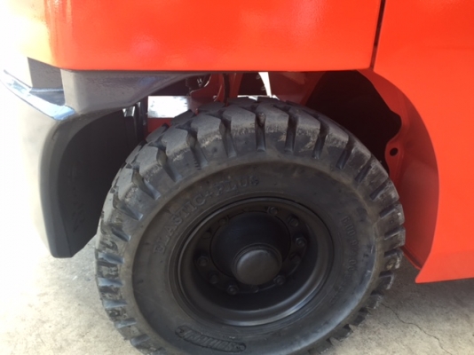 ขายรถโฟลคลิฟท์ TOYOTA 8FD25 ,1850 ชั่วโมง, เครื่องยนต์ดีเซล 1DZ III ,งาปรับคว่ำหงาย, เสายกสูง 4 เมตร , ปุ้งกี๋นอกแท้ นำเข้าแท้จากญี่ปุ่น 100\% ขายรถโฟลคลิฟท์ TOYOTA 8FD25 ,1850 ชั่วโมง, เครื่องยนต์ดีเซล 1DZ III ,งาปรับคว่ำหงาย, เสายกสูง 4 เมตร , ปุ้งกี๋นอกแท้ นำเข้าแท้จากญี่ปุ่น 100\%