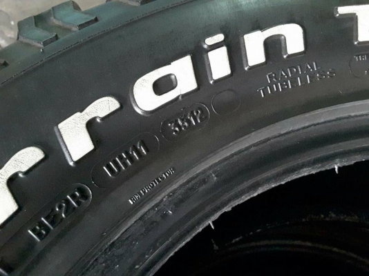 BF All USA. 265-65-17 ปลายปี 12 สภาพสวยๆ 1ชุด