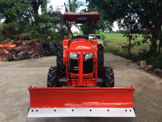 ขายรถไถคูโบต้า L4708 4WD2เพลา  สภาพดีมากพร้อมใช้สุดๆ ราคา 398,0000 บาท  ขายพร้อมอุปกรณ์ใบมีดดันดินหน้าและผานพรวน สนใจติดต่อสอบถาม 081-9136451 ค่ะ หรือ ขอดูรูปเพิ่มเติมทาง line:bow6451 ค่ะ