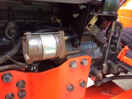 ขายรถไถคูโบต้า L4708 4WD2เพลา  สภาพดีมากพร้อมใช้สุดๆ ราคา 398,0000 บาท  ขายพร้อมอุปกรณ์ใบมีดดันดินหน้าและผานพรวน สนใจติดต่อสอบถาม 081-9136451 ค่ะ หรือ ขอดูรูปเพิ่มเติมทาง line:bow6451 ค่ะ