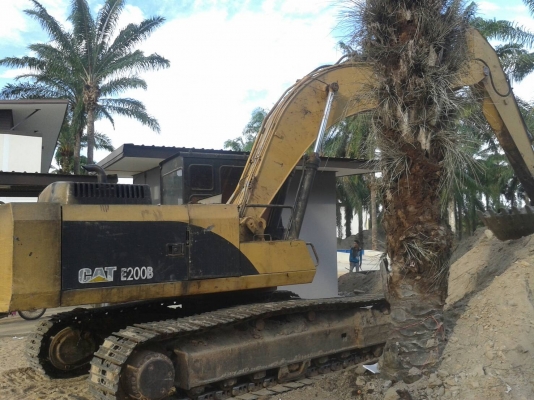 ขายรถแบคโฮ CAT E200B เครื่อง 6BD1-T ราคา 450000 ขายรถแบคโฮ CAT E200B เครื่อง 6BD1-T ราคา 450000