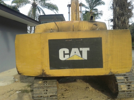ขายรถแบคโฮ CAT E200B เครื่อง 6BD1-T ราคา 450000