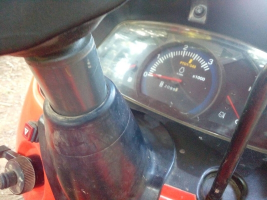 พ่อค้าตัดราคาได้ ขายรถไถคูโบต้า 3608 ปี 54 พร้อมอุปกรณ์ 2 ขิ้น