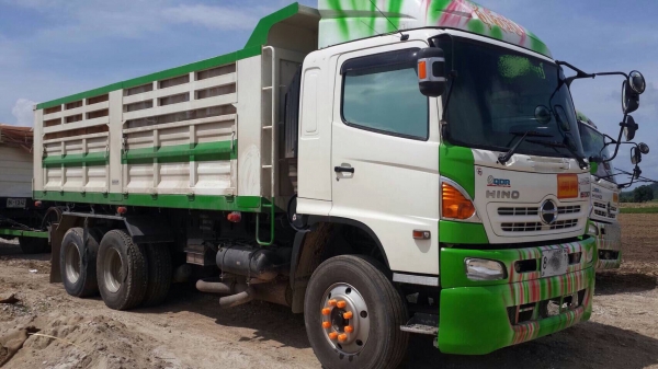ขายรถพ่วง 18 ล้อ แม่-ลูก กระบะเหล็กดั้ม HINO 344 ปี.58 รถพร้อมใช้ ราคาย้อมๆแค่.2670000 สนใจรีบจองด่วน
