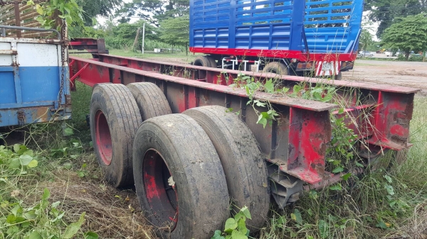ขาย คัสซีหางโรเบท 3 เพลา ความยาวทั้งหมด 11 เมตร เอกสารเล่มทะเบียนครบ ราคาต่อรองได้ครับ
