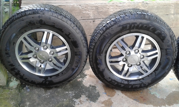 ขาย แม็คพร้อมยางขอบ