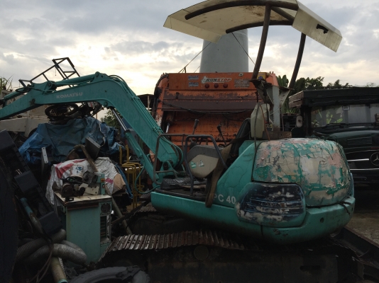 ขายรถแบคโค KOMATSU PC40-7 รถพร้อมใช้ ราคา.370000 ราคาต่อรอง