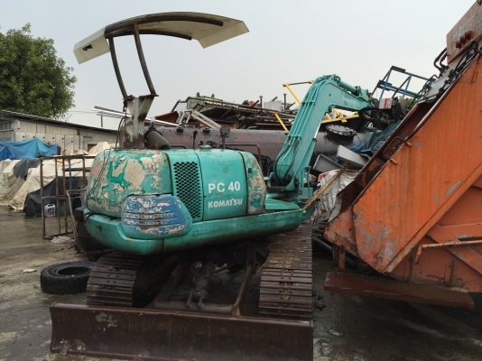 ขายรถแบคโค KOMATSU PC40-7 รถพร้อมใช้ ราคา.370000 ราคาต่อรอง