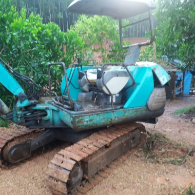 ขายรถแบคโฮ KOMATSU PC30-7 ราคา 280000 ขายรถแบคโฮ KOMATSU PC30-7 ราคา 280000
