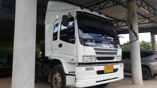ขายรถบรรทุก 10 ล้อหัวลาก ISUZU DECA 320 แรงม้าปี 2548 ราคา 1250000