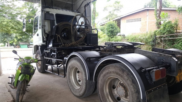 ขายรถบรรทุก 10 ล้อหัวลาก ISUZU DECA 320 แรงม้าปี 2548 ราคา 1250000