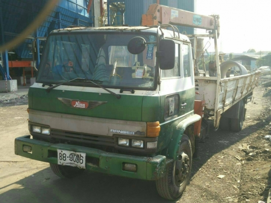 ขายรถเครน 6 ล้อ HINO ยาว 7.5 เมตร เครื่อง HO7C  เครน 3.5 ตัน