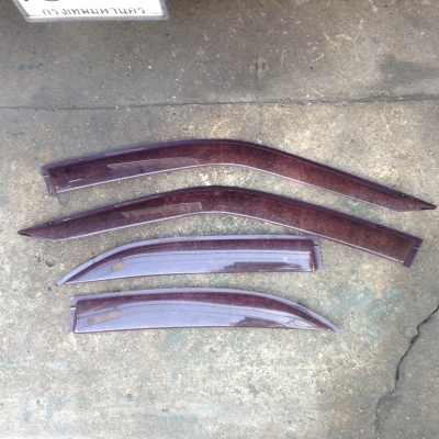 ขายคิ้วกันสาดBENZ W202 C220