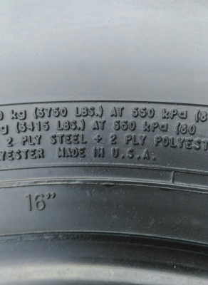 ขายยาง 285/75/16 MADE IN U.S.A สวยๆ ขายยาง 285/75/16 MADE IN U.S.A สวยๆ