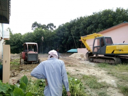 ขายรถแบคโฮ KOBELCO SK120-/// โซ่แผ่นใหม่ ราคา 590000