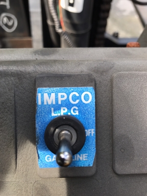 ขายโฟล์คลิฟท์ 2.5 ตัน TCM FG25T3 เสาสูง 4 เมตร 3 คอนโทล สไลด์งาได้ รถเก่านอก รุ่นใหม่ ใช้งานน้อย ยังไม่เคยใช้งานในไทย สภาพ95\%