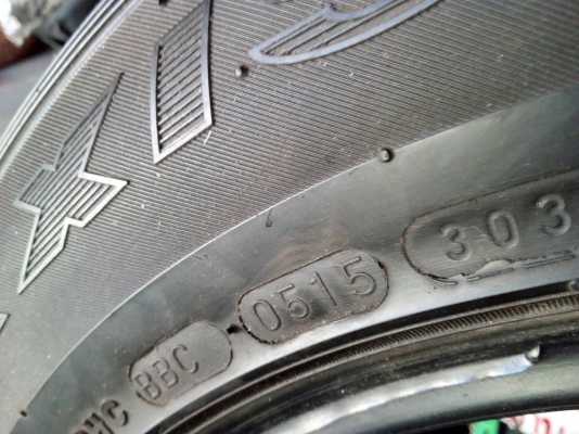 215/65R16 MAXXIS MA-579 ใหม่ๆ ปี15 ชุด 4 เส้น tel. 081-427-3941 215/65R16 MAXXIS MA-579 ใหม่ๆ ปี15 ชุด 4 เส้น tel. 081-427-3941