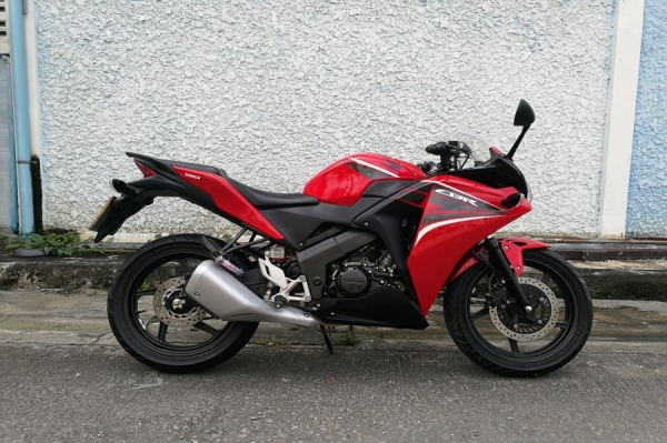 Cbr 150i วิ่ง5000 รถบ้านแท้ มือเดียว เล่มชุดโอนครบ สภาพสวย